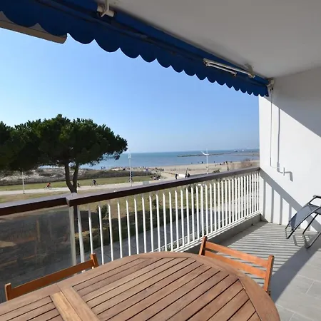 Le Mistral Gagnant Face A La Apartment Le Grau-du-Roi