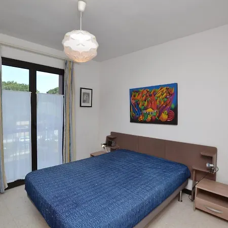Apartment Le Mistral Gagnant Face A La *
